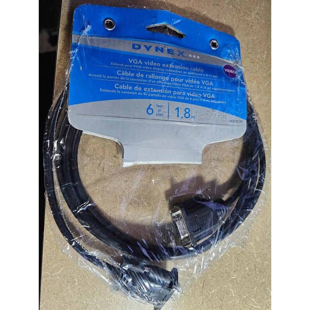 New Dynex PC Monitor VGA Extension Cable - 6ft (1.8M)